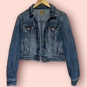 🦅 Small American Eagle Cropped Jean Jacket 🦅
